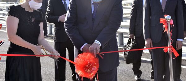 Эмомали Рахмон открыл новую эстакаду Эмомали Рахмон открыл новую эстакаду - Sputnik Тоҷикистон