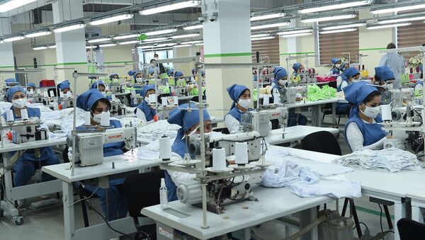 Открытие швейной фабрики в Душанбе - Sputnik Таджикистан
