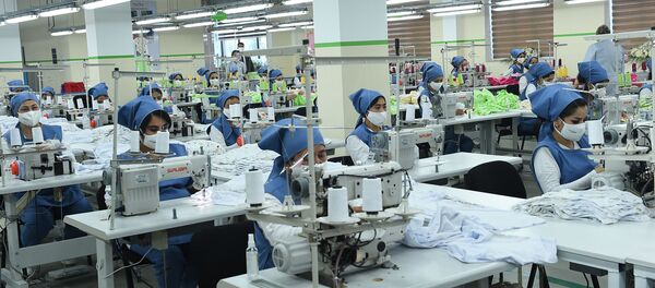 Открытие швейной фабрики в Душанбе - Sputnik Таджикистан