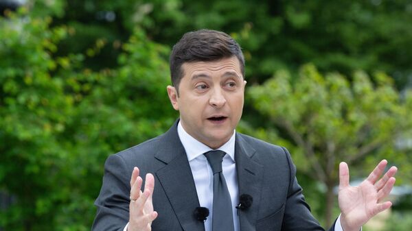 Президент Украины Владимир Зеленский  - Sputnik Тоҷикистон