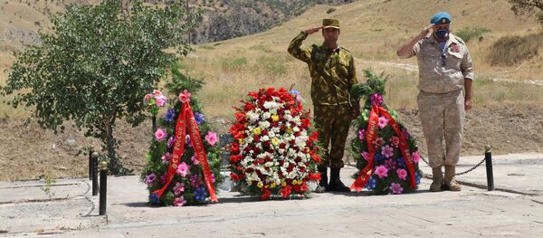 Годовщина трагических событий, на 12-й заставе Московского пограничного отряда 13 июля 1993 года - Sputnik Таджикистан