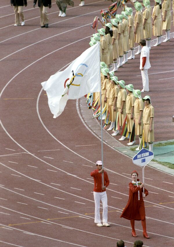 Представитель Национального олимпийского комитета Италии во время открытия Олимпиады-80 в Москве - Sputnik Таджикистан