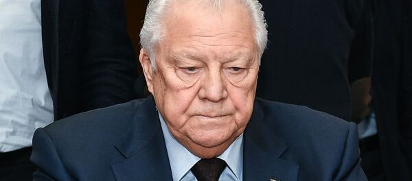 Почетный президент Олимпийского комитета России Виталий Смирнов - Sputnik Таджикистан