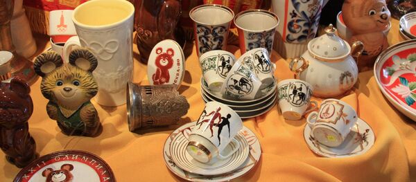 Сувениры с Олимпийских игр - 80 в Москве - Sputnik Таджикистан