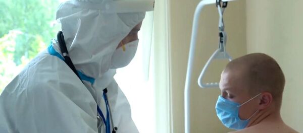 Испытание вакцины от коронавируса в военном госпитале имени Бурденко в Москве - Sputnik Тоҷикистон