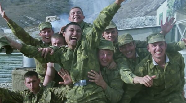 Оставшиеся в живых: как сложилась судьба уцелевших в бою на 12-й заставе в Таджикистане Оставшиеся в живых: как сложилась судьба уцелевших в бою на 12-й заставе в Таджикистане - Sputnik Таджикистан