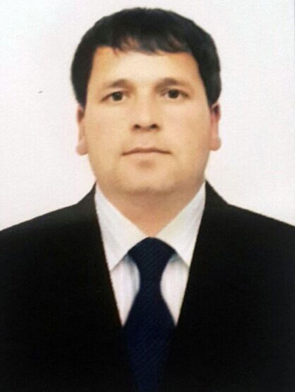 Марги фоҷиабори мудир ва омӯзгори мактаби ятимони Ёвон ва шарҳи ВУД - акс - Sputnik Тоҷикистон