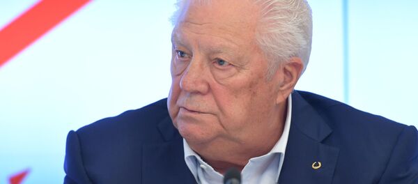 Почетный президент Олимпийского комитета России, почетный член МОК Виталий Смирнов - Sputnik Таджикистан