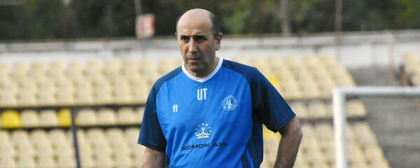 Тренер Усмон Тошев - Sputnik Тоҷикистон