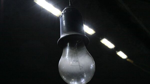 Лампочка в подвале, архивное фото - Sputnik Тоҷикистон
