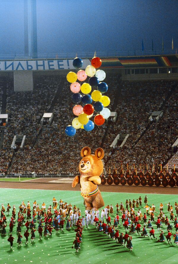 Торжественное закрытие XXII летних Олимпийских игр 1980 - Sputnik Таджикистан