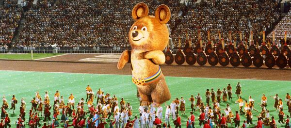 Торжественное закрытие XXII летних Олимпийских игр 1980 Торжественное закрытие XXII летних Олимпийских игр 1980 - Sputnik Таджикистан