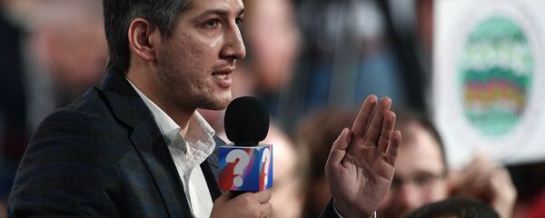 Российский журналист, главный редактор Учительской газеты Арслан Хасавов - Sputnik Тоҷикистон