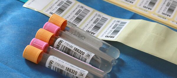 Тестирование на наличие антител к COVID-19 - Sputnik Таджикистан