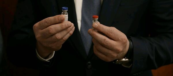 Россия первой в мире зарегистрировала вакцину от коронавируса - Sputnik Таджикистан