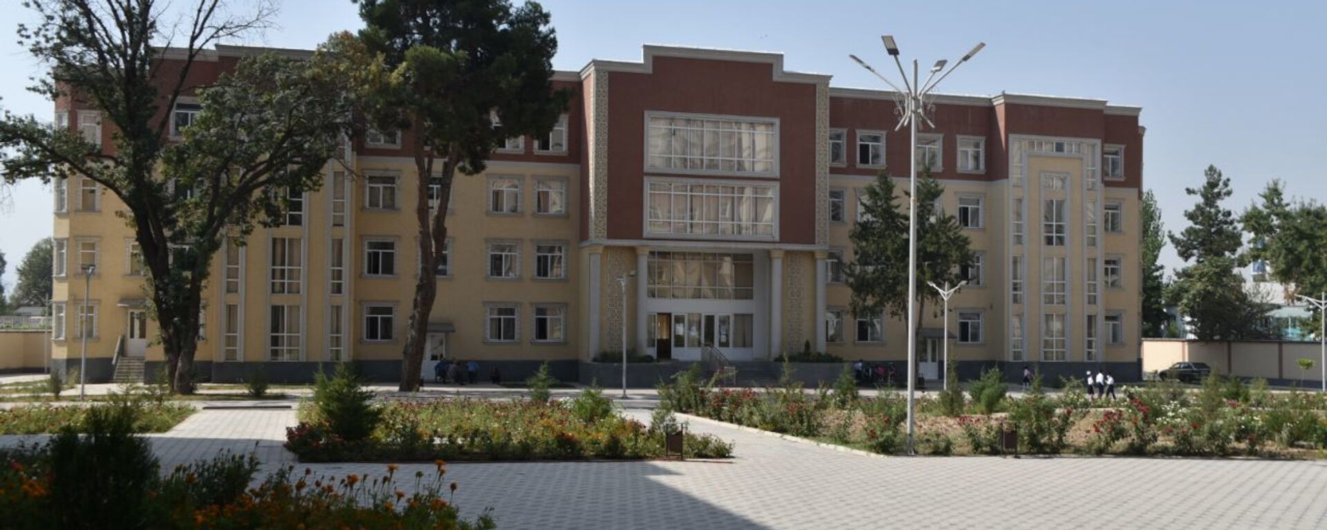Школа - Sputnik Таджикистан, 1920, 19.05.2021
