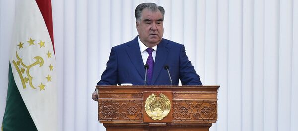 Президент Республики Таджикистан Эмомали Рахмон Президент Республики Таджикистан Эмомали Рахмон - Sputnik Тоҷикистон