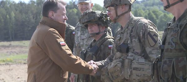 Шиддати авзоъ дар марзҳои Ғарбии Русия: Чаро ИМА ба Лаҳистон сарбоз мефиристад - YouTube Шиддати авзоъ дар марзҳои Ғарбии Русия: Чаро ИМА ба Лаҳистон сарбоз мефиристад - YouTube - Sputnik Тоҷикистон