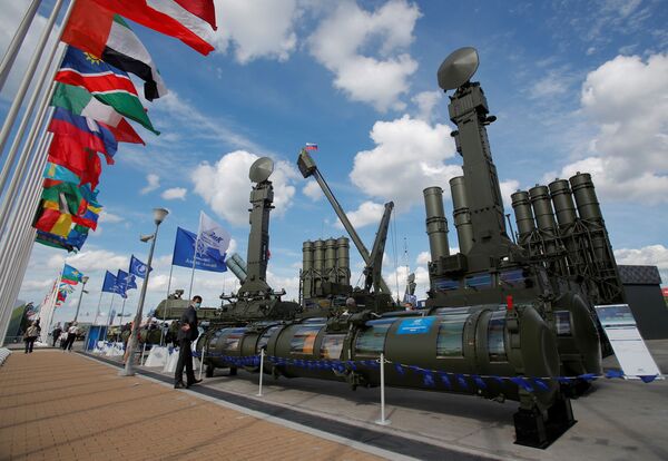 Зенитно-ракетная система Антей-4000 на Международном военно-техническом форуме Армия-2020 в военно-патриотическом парке Патриот - Sputnik Таджикистан