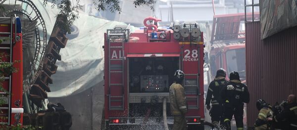 Пожар на западе Москвы - Sputnik Тоҷикистон