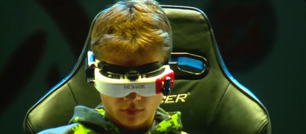 Соревнования по дрон-биатлону в рамках МВТФ «Армия-2020» - YouTube Соревнования по дрон-биатлону в рамках МВТФ «Армия-2020» - YouTube - Sputnik Таджикистан