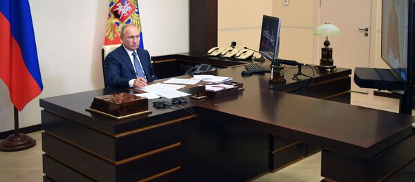 Президент РФ В. Путин - Sputnik Тоҷикистон