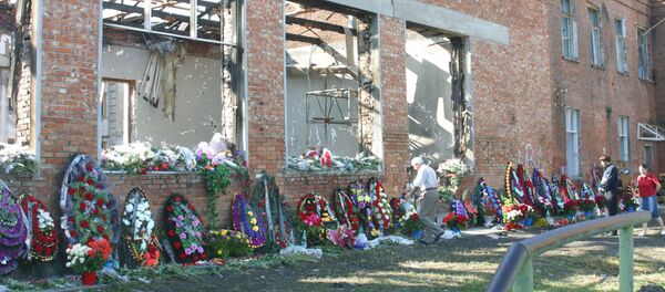 На месте теракта в школе N 1 в Беслане. На месте теракта в школе N 1 в Беслане. - Sputnik Таджикистан