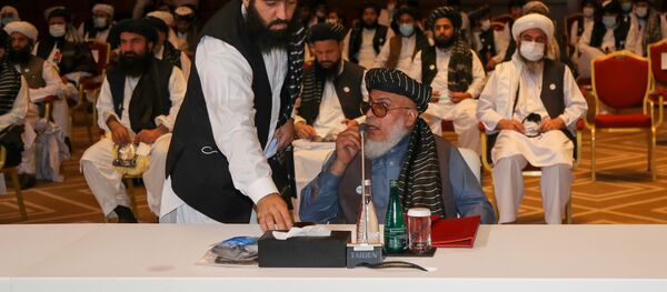 Делегация движения Талибан (запрещено в РФ), прибывшая в Катар на переговоры с правительством Афганистана Делегация движения Талибан (запрещено в РФ), прибывшая в Катар на переговоры с правительством Афганистана - Sputnik Тоҷикистон