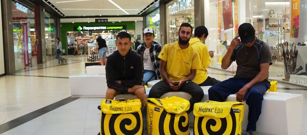 Трудовые мигранты в России Трудовые мигранты в России - Sputnik Таджикистан