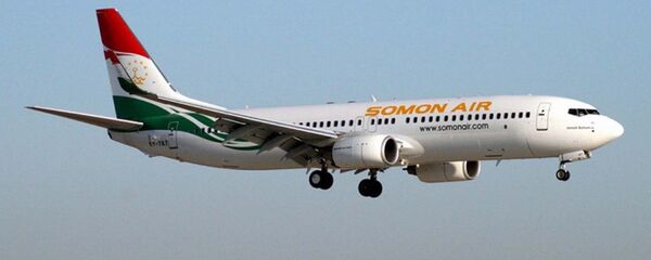 Самолет авиакомпании Сомон Эйр, архивное фото Самолет авиакомпании Сомон Эйр, архивное фото - Sputnik Тоҷикистон