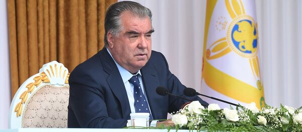 Президент Таджикистана Эмомали Рахмон - Sputnik Тоҷикистон
