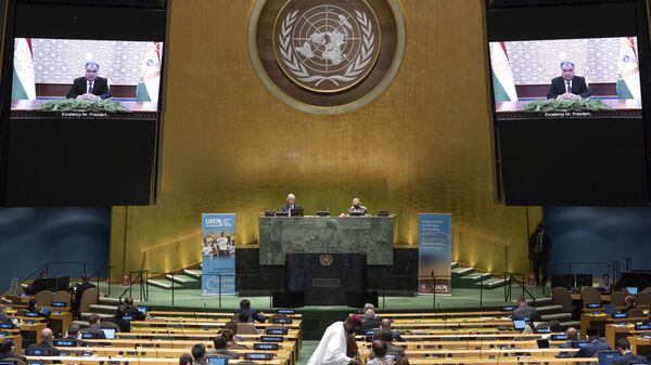 Выступление Эмомали Рахмона на встрече высокого уровня Генеральной Ассамблеии ООН - Sputnik Тоҷикистон