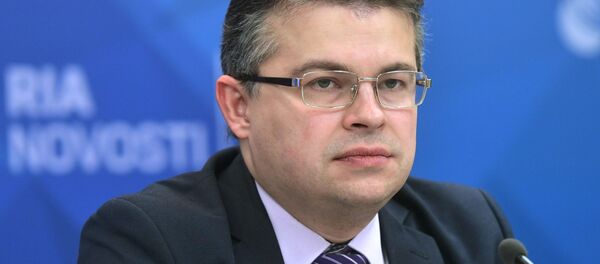 Директор по энергетическому направлению Института энергетики и финансов Алексей Громов - Sputnik Таджикистан