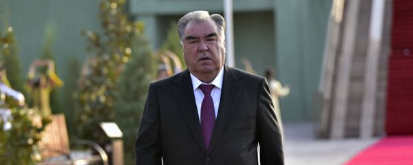 Президент Таджикистана Эмомали Рахмон Президент Таджикистана Эмомали Рахмон - Sputnik Таджикистан