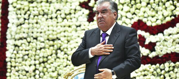 Президент Республики Таджикистан Эмомали Рахмон Президент Республики Таджикистан Эмомали Рахмон - Sputnik Таджикистан