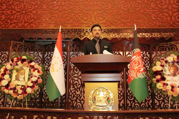 Масъуд ба Нурӣ чӣ гуфту бо Ҳикматёр чӣ кор кард? - хотираҳои сафир Ағбар  - Sputnik Тоҷикистон