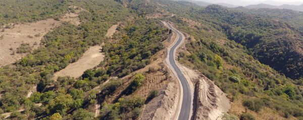 Таджикские дороги в Муминабадском районе - Sputnik Тоҷикистон