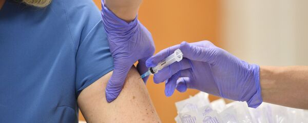 Вакцинация против COVID-19 в Москве Вакцинация против COVID-19 в Москве - Sputnik Тоҷикистон