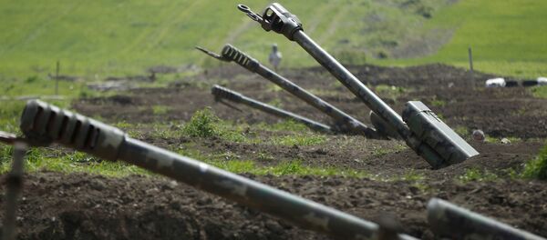 Армянская артиллерия недалеко от границы Нагорного Карабаха, архивное фото Армянская артиллерия недалеко от границы Нагорного Карабаха, архивное фото - Sputnik Тоҷикистон