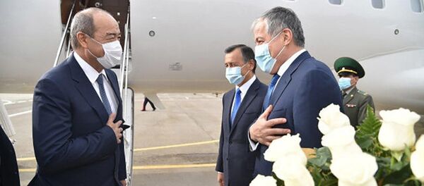 Абдулла Арипов прибыл в Душанбе Абдулла Арипов прибыл в Душанбе - Sputnik Тоҷикистон