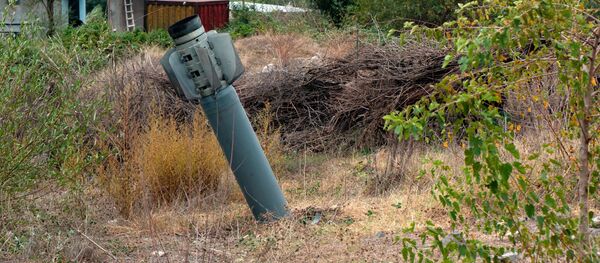 Реактивный снаряд системы Смерч на территории общины Иванян Нагорного Карабаха - Sputnik Тоҷикистон