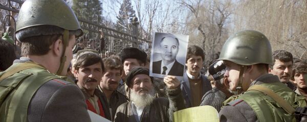 Массовые беспорядки, произошедшие в Душанбе с 10 по 17 февраля 1990 года - Sputnik Таджикистан