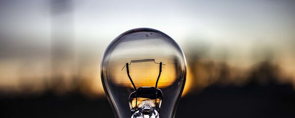 Лампочка, архивное фото Лампочка, архивное фото - Sputnik Таджикистан