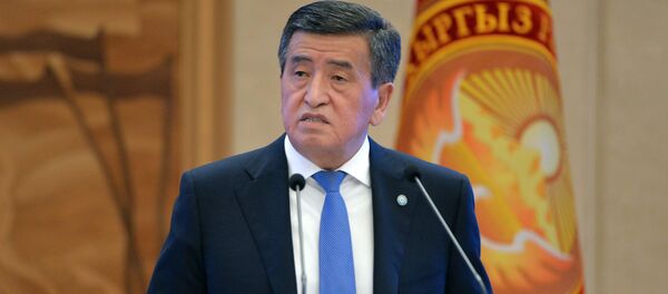 Президент Кыргызстана Сооронбай Жээнбеков - Sputnik Тоҷикистон