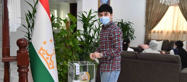 Выборы президента Таджикистана за рубежом: Кувейт Выборы президента Таджикистана за рубежом: Кувейт - Sputnik Таджикистан