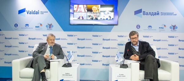 Презентация доклада дискуссионного клуба Валдай Презентация доклада дискуссионного клуба Валдай - Sputnik Таджикистан