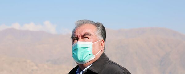 Президент Таджикистана Эмомали Рахмон побывал на строящейся плотине Рогунской ГЭС - Sputnik Таджикистан