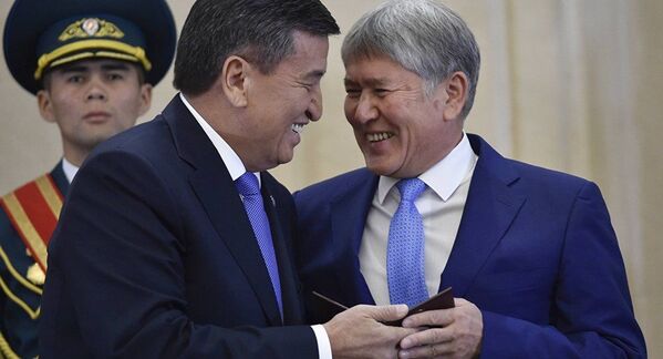 Атамбаев и Жээнбеков - Sputnik Таджикистан