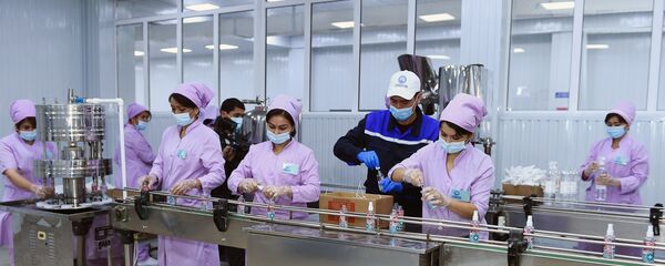 Производство антисептиков в Таджикистане Производство антисептиков в Таджикистане - Sputnik Тоҷикистон