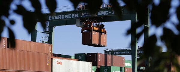 Контейнерный терминал, архивное фото Контейнерный терминал, архивное фото - Sputnik Таджикистан